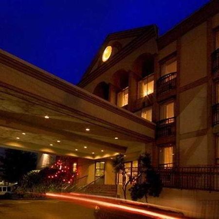 Executive Inn Express Vancouver Airport Richmond Exterior photo